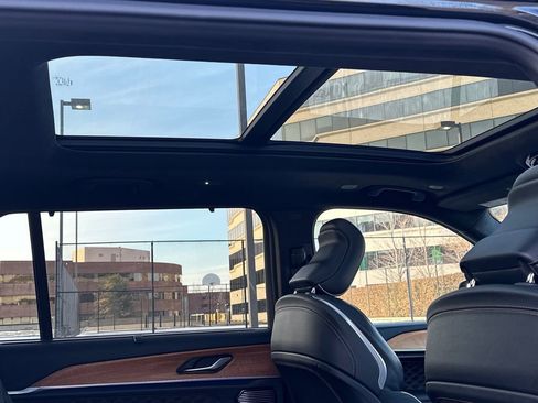 Used 2021 Jeep Grand Cherokee L Summit image 19