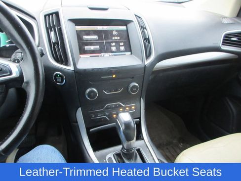 Used 2015 Ford Edge SEL w/ Equipment Group 201A image 9