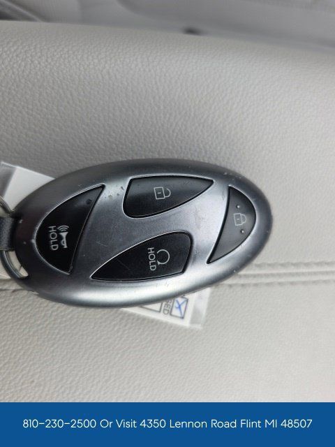 Certified 2025 Hyundai Tucson SEL AWD/4WD image 19