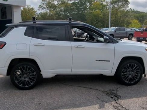 Used 2022 Jeep Compass High Altitude image 9