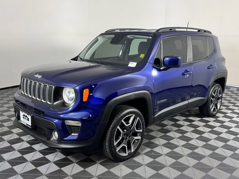 Used 2020 Jeep Renegade Latitude w/ Cold Weather Group AWD/4WD image 7
