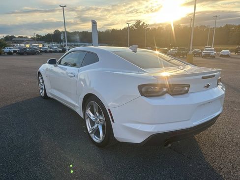 Used 2021 Chevrolet Camaro LT w/ RS Package image 5
