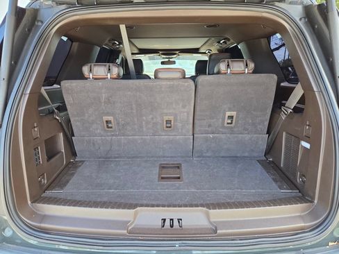 Used 2022 Ford Expedition King Ranch RWD image 9