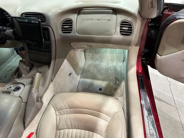 Used 2003 Chevrolet Corvette Coupe w/ Preferred Equipment Group RWD image 13
