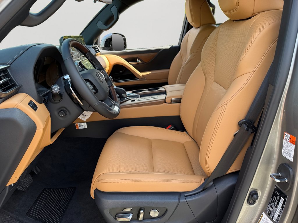New 2026 Lexus LX 700h Luxury AWD/4WD image 15
