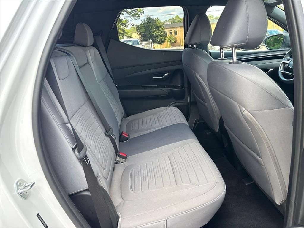 Used 2024 Hyundai Santa Cruz SE FWD image 11
