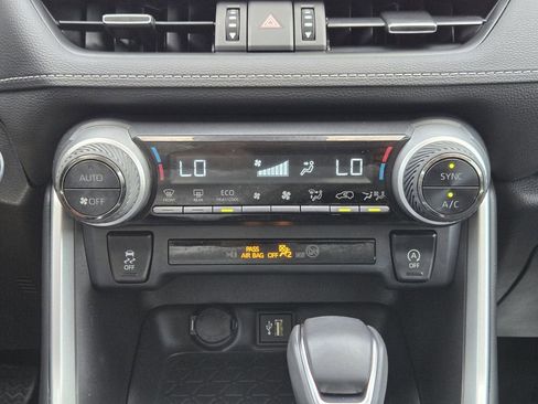 Used 2023 Toyota RAV4 XLE Premium FWD image 21