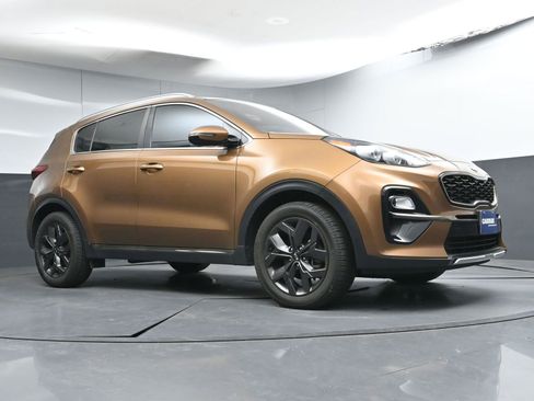 Used 2020 Kia Sportage S image 21