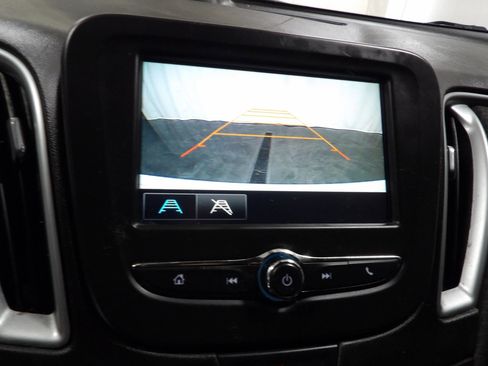 Used 2017 Chevrolet Malibu LS image 10