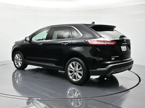 Used 2024 Ford Edge Titanium image 8