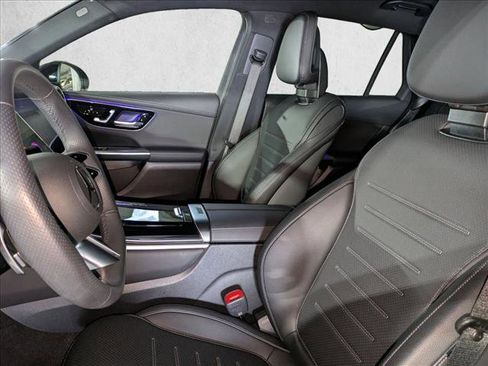 Certified 2025 Mercedes-Benz GLC 300 image 19