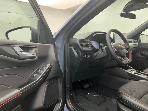 New 2026 Ford Escape ST-Line w/ Tech Pack #1 image 17