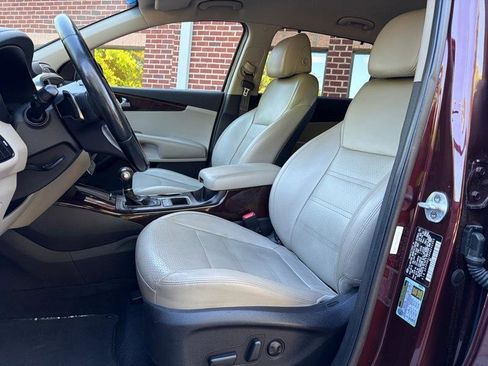 Used 2017 Kia Sorento EX AWD/4WD image 28