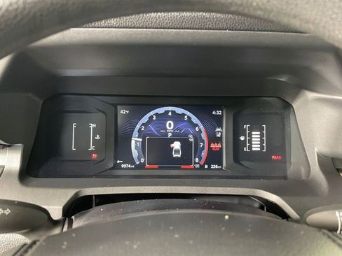 Used 2024 Toyota Tacoma SR5 image 5