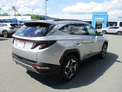 Used 2023 Hyundai Tucson Limited AWD/4WD image 5
