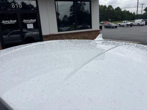 Used 2022 Ford Mustang Coupe RWD image 13