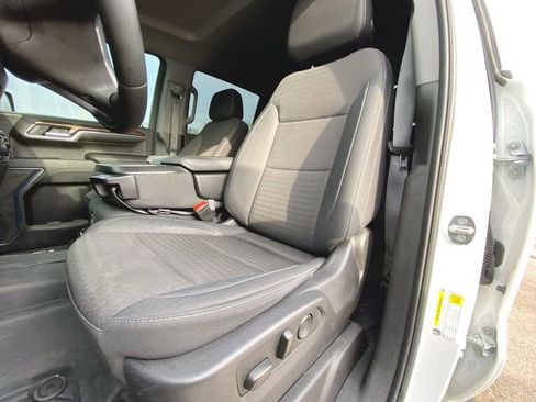 Used 2024 Chevrolet Silverado 1500 LT Trail Boss w/ Protection Package image 18