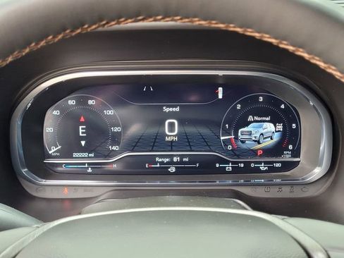 Used 2024 GMC Yukon AT4 w/ Technology Package image 22