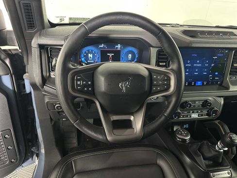 Used 2025 Ford Bronco Badlands AWD/4WD image 24