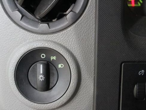 Used 2012 Ford E-350 and Econoline 350 XLT RWD image 16