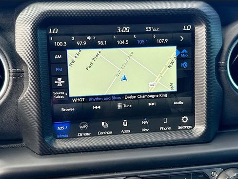 Used 2021 Jeep Wrangler Unlimited Sahara image 13