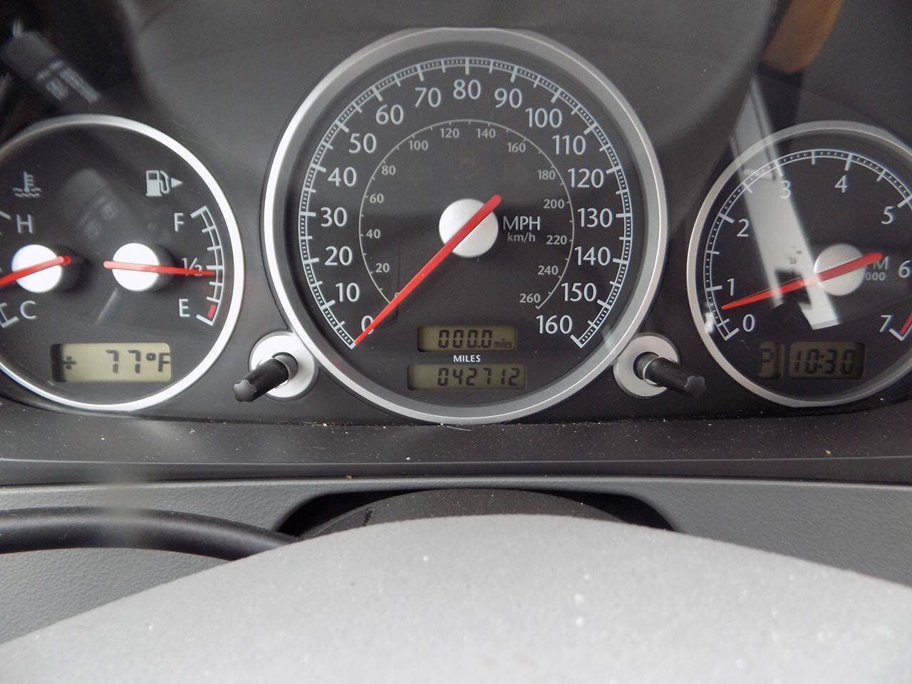 Used 2007 Chrysler Crossfire Limited RWD image 16