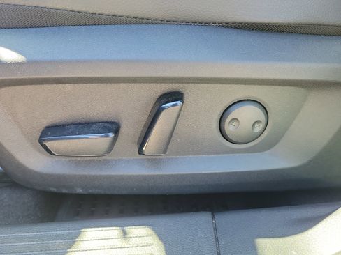 Certified 2023 Nissan Rogue SL w/ SL Premium Package image 15