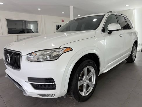 Used 2016 Volvo XC90 T5 Momentum FWD image 1