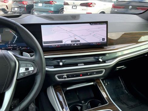 Certified 2025 BMW X5 xDrive40i w/ Climate Comfort Package image 6