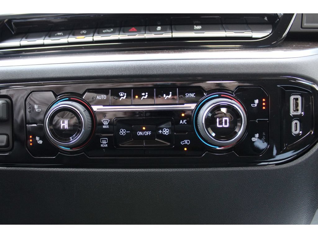 New 2026 Chevrolet Silverado 1500 RST AWD/4WD image 13