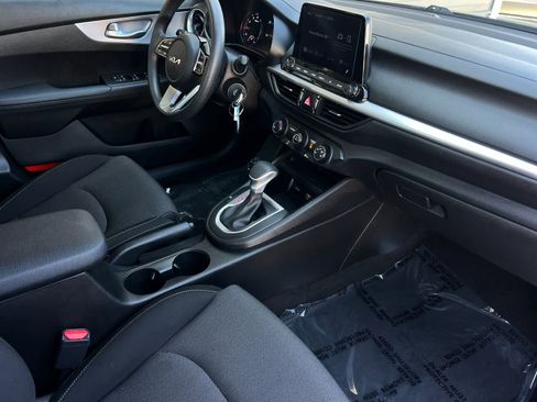 Used 2024 Kia Forte LXS image 16