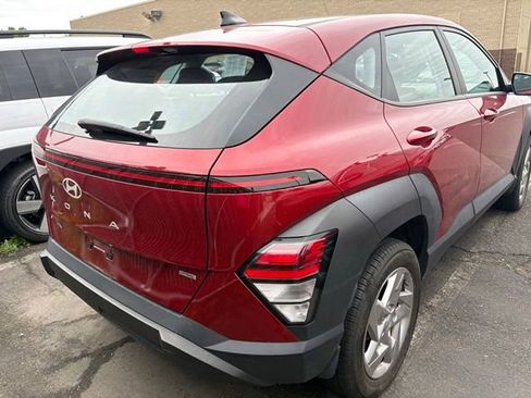 Certified 2024 Hyundai Kona SE AWD/4WD image 6