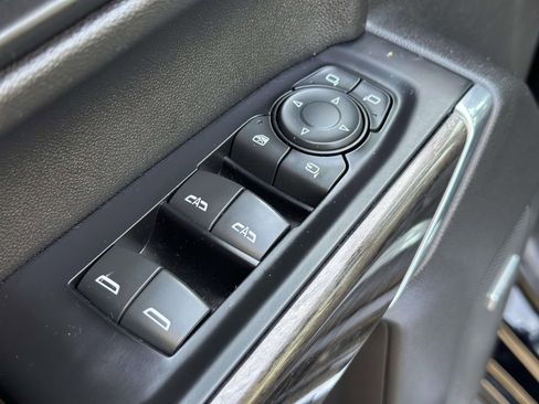 Used 2020 Chevrolet Silverado 1500 LTZ w/ LTZ Premium Package image 21