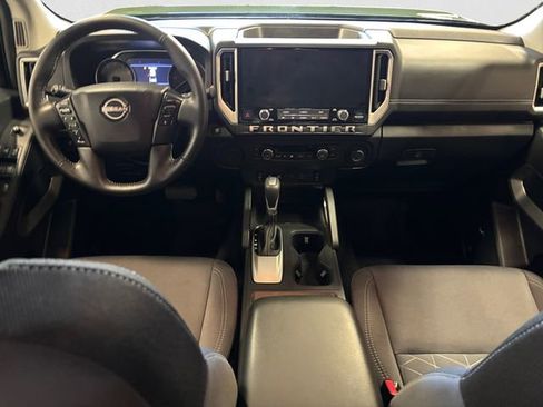 Certified 2025 Nissan Frontier SV w/ SV Convenience Package image 10