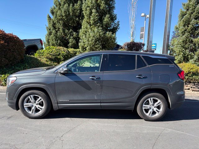 Used 2018 GMC Terrain SLE FWD image 3