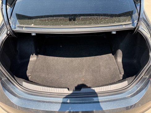 Used 2020 Chevrolet Malibu LT image 17