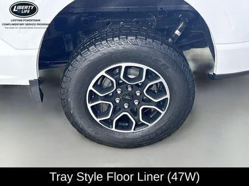 Certified 2022 Ford F150 XLT w/ Equipment Group 302A High image 30