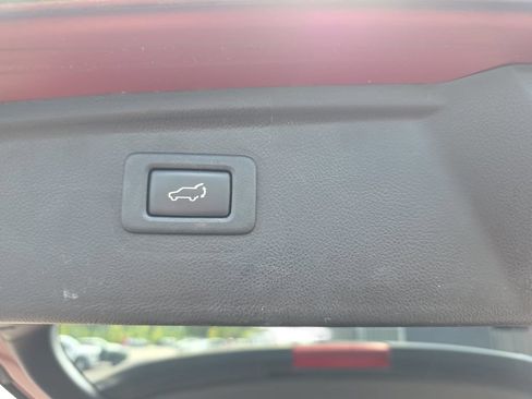 Used 2017 Subaru Outback 2.5i Premium AWD/4WD image 34