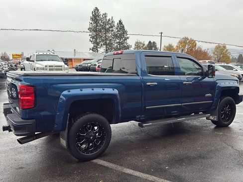 Used 2015 Chevrolet Silverado 2500 High Country image 3