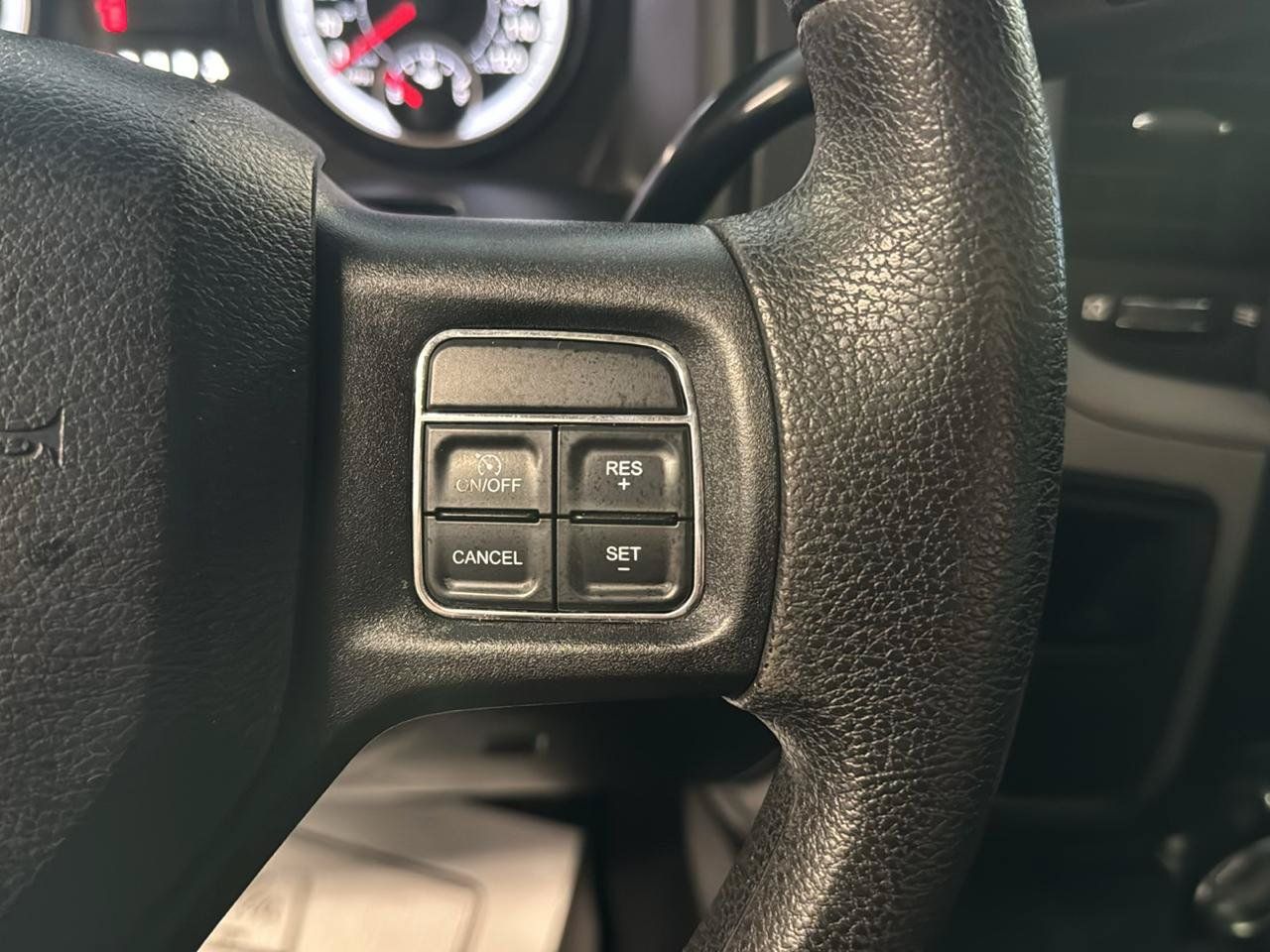 Used 2015 RAM 3500 Tradesman w/ Chrome Appearance Group AWD/4WD image 12