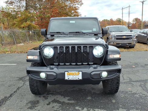 Used 2022 Jeep Gladiator Willys image 2