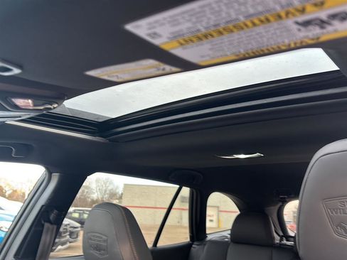 Used 2022 Subaru Outback Wilderness w/ Wilderness Package image 10