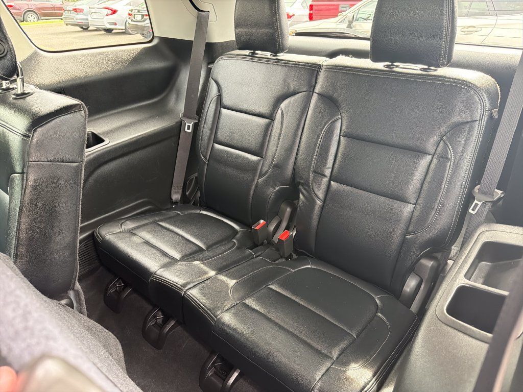 Used 2019 GMC Acadia SLE AWD/4WD image 16
