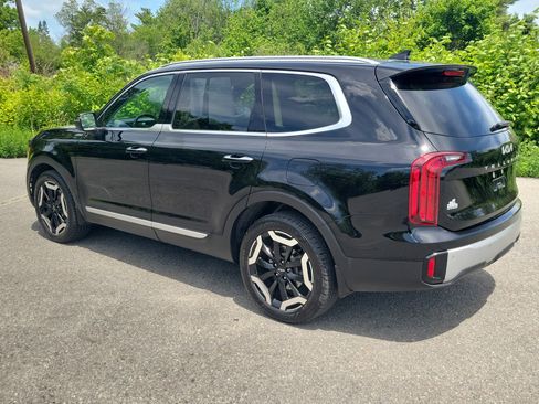 Used 2023 Kia Telluride S w/ S Sunroof Package AWD/4WD image 7