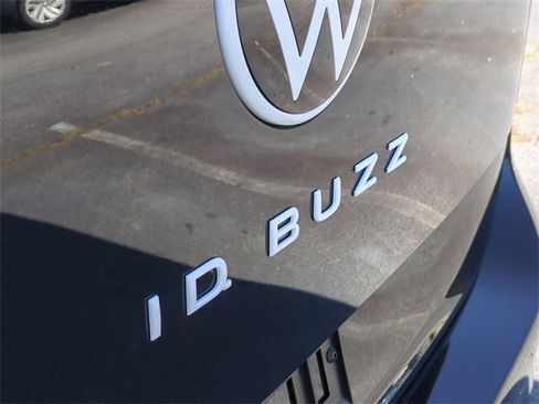 New 2025 Volkswagen ID. Buzz Pro S image 7