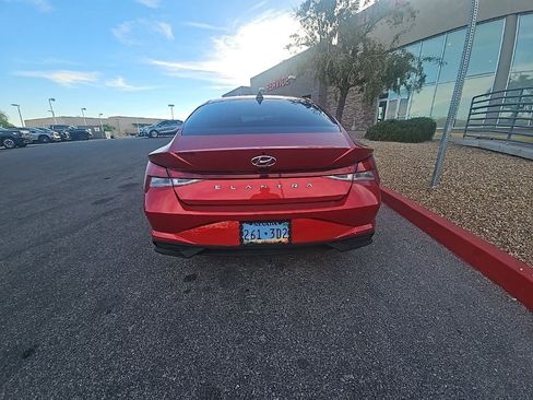 Used 2022 Hyundai Elantra SEL w/ Convenience Package image 20