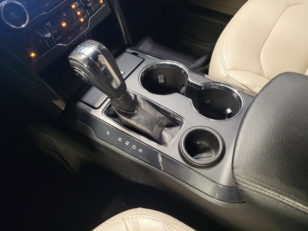 Used 2018 Ford Explorer XLT w/ Equipment Group 202A FWD image 26