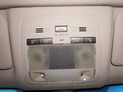 Used 2012 Lexus IS 250C image 34