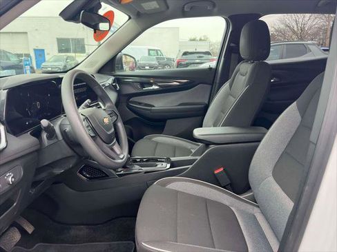 Used 2024 Chevrolet TrailBlazer LS w/ LS Convenience Package image 13