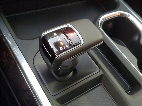 New 2025 GMC Sierra 1500 Elevation w/ Elevation Premium Package image 34